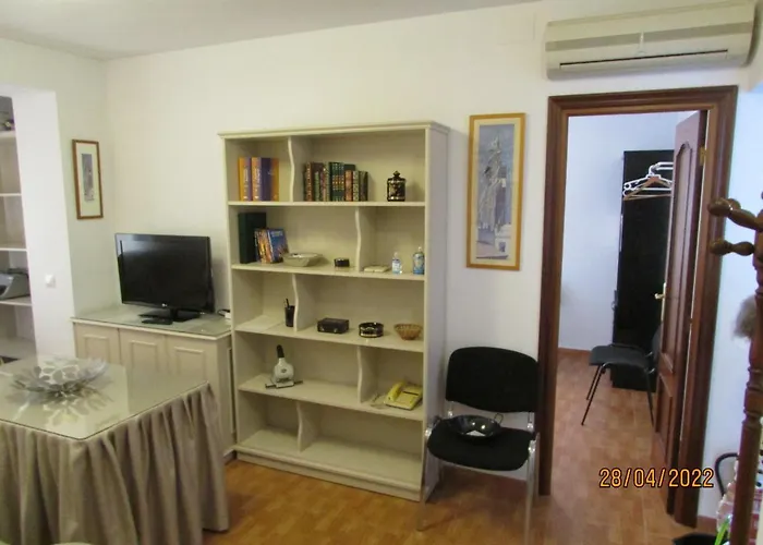 Apartment Lopez De Gomara 57